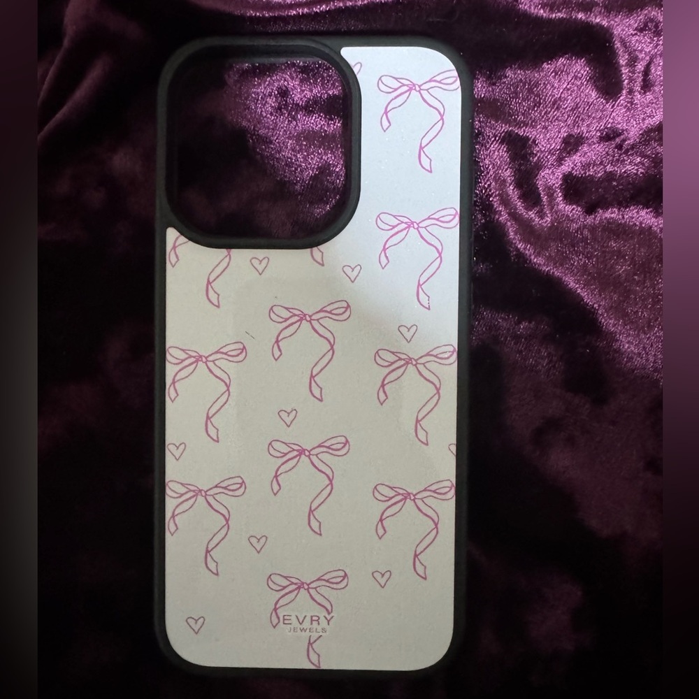 Evry jewels iPhone 15 pro case shimmery hearts and bows